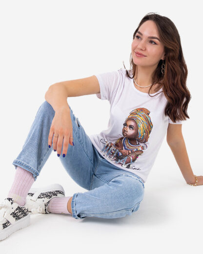 Tricou alb dama cu imprimeu colorat si paiete - Imbracaminte