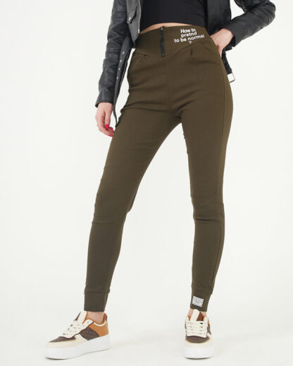 Treggings de damă din țesătură verde cu inscripții decorative - Îmbrăcăminte