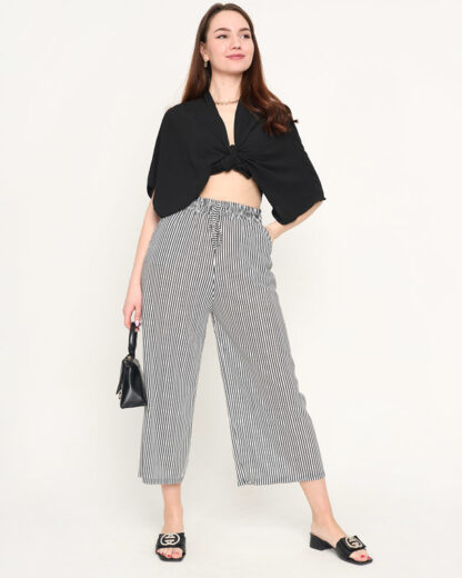Pantaloni de damă din țesătură cu dungi albe - Îmbrăcăminte