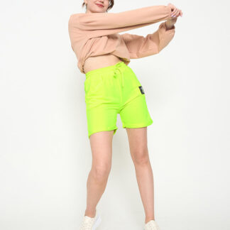 Pantaloni scurți de damă galben neon deasupra genunchiului - Îmbrăcăminte