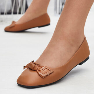 Balerini de damă de culoare camel cu decor pe nas Caxien- Footwear
