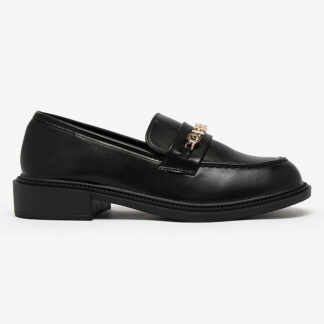 Royalfashion Mocasini lăcuiți pentru femei în negru Kerifi