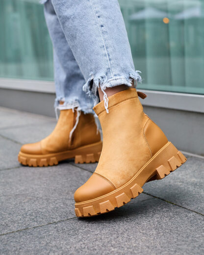 Royalfashion Cizme cu toc plat de damă cu toc plat în camel Leffoi