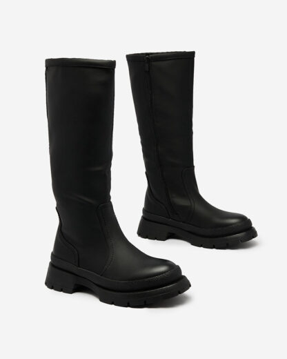 Royalfashion Cizme mate de damă, negre Jegerha