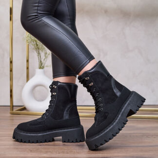 Royalfashion Cizme cu șiret Macnev negru pentru femei