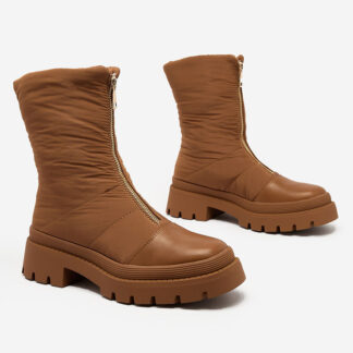Royalfashion Cizme cu toc plat Tainve pentru femei, de culoare camel