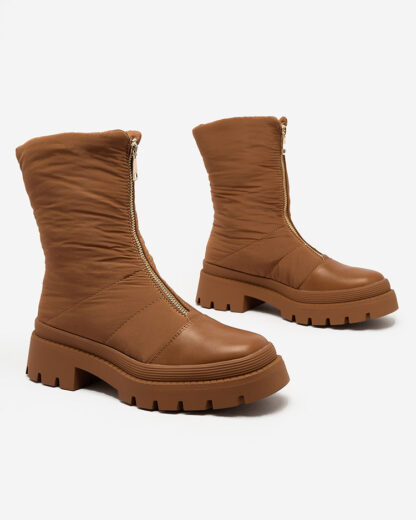 Royalfashion Cizme cu toc plat Tainve pentru femei, de culoare camel
