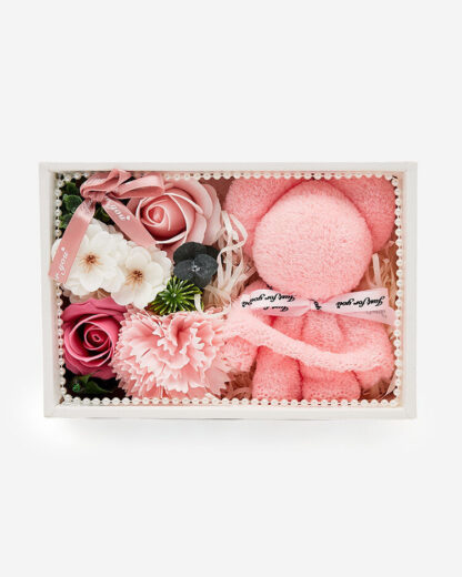 Royalfashion Flowerbox Flori într-o cutie cu un ursuleț de pluș