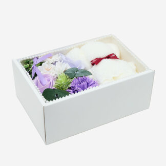Royalfashion Flowerbox Flori într-o cutie cu un ursuleț de pluș